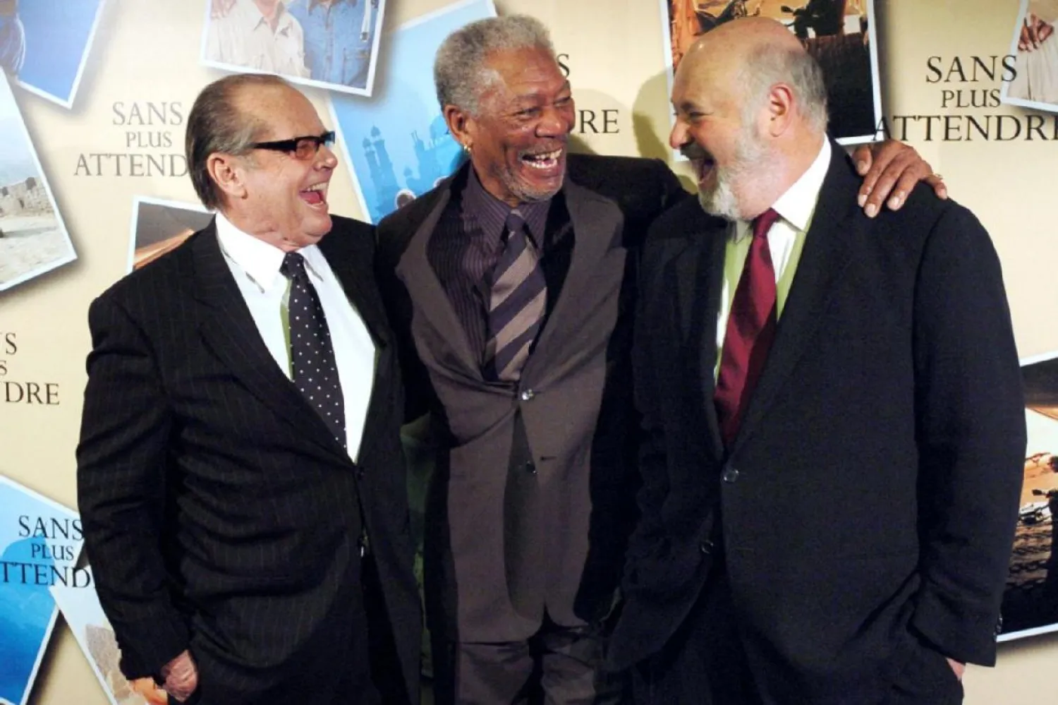 Rob Reiner (sağda), 2007 yapımı Şimdi ya da Asla'nın (The Bucket List) Paris'te düzenlenen basın toplantısında, filmin yıldızları Morgan Freeman (ortada) ve Jack Nicholson'la birlikte poz vermişti (AFP)