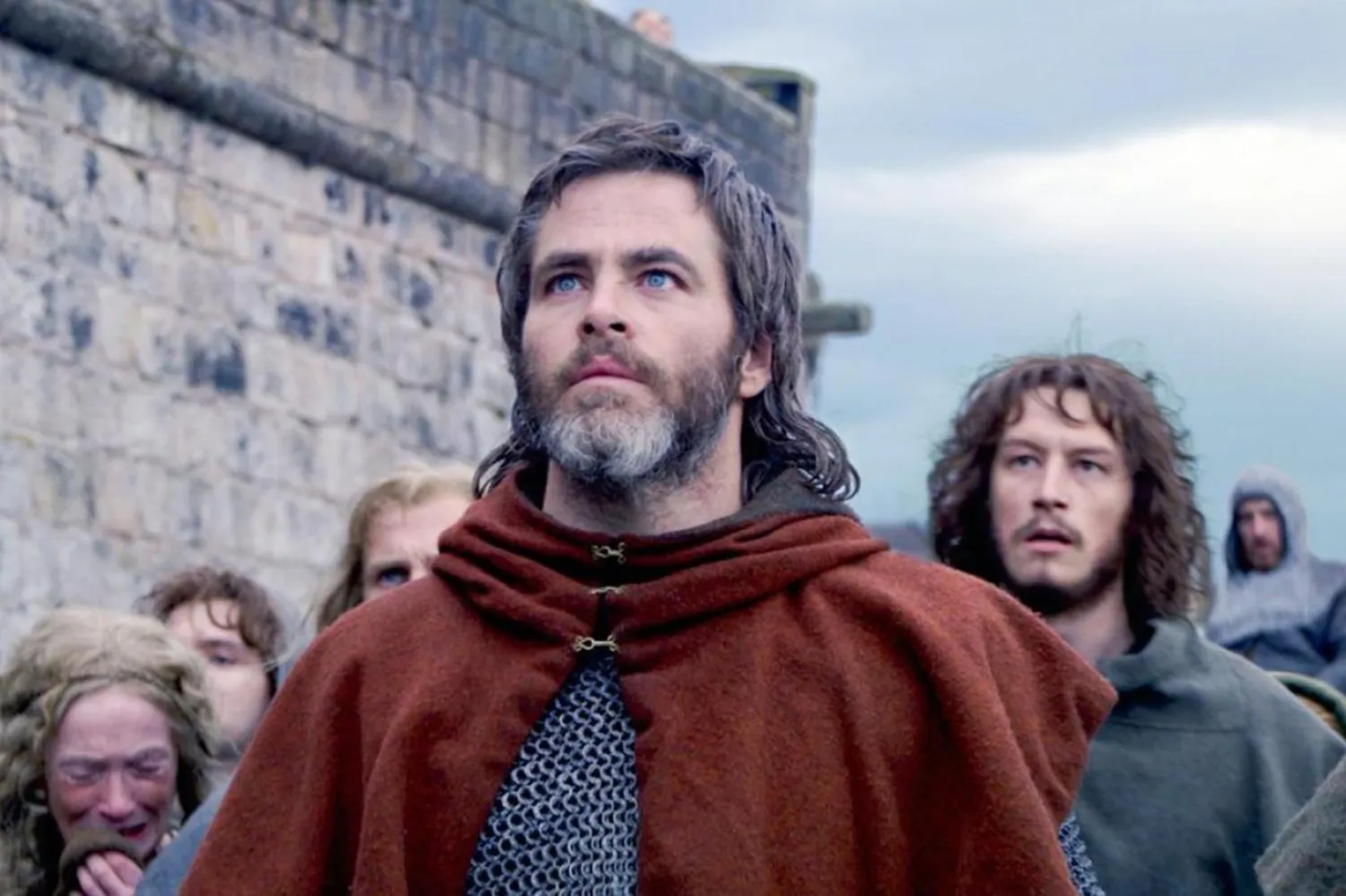 45 yaşındaki Amerikalı aktör Chris Pine, Star Trek serisi ve Wonder Woman gibi yapımlarla da tanınıyor (Netflix)