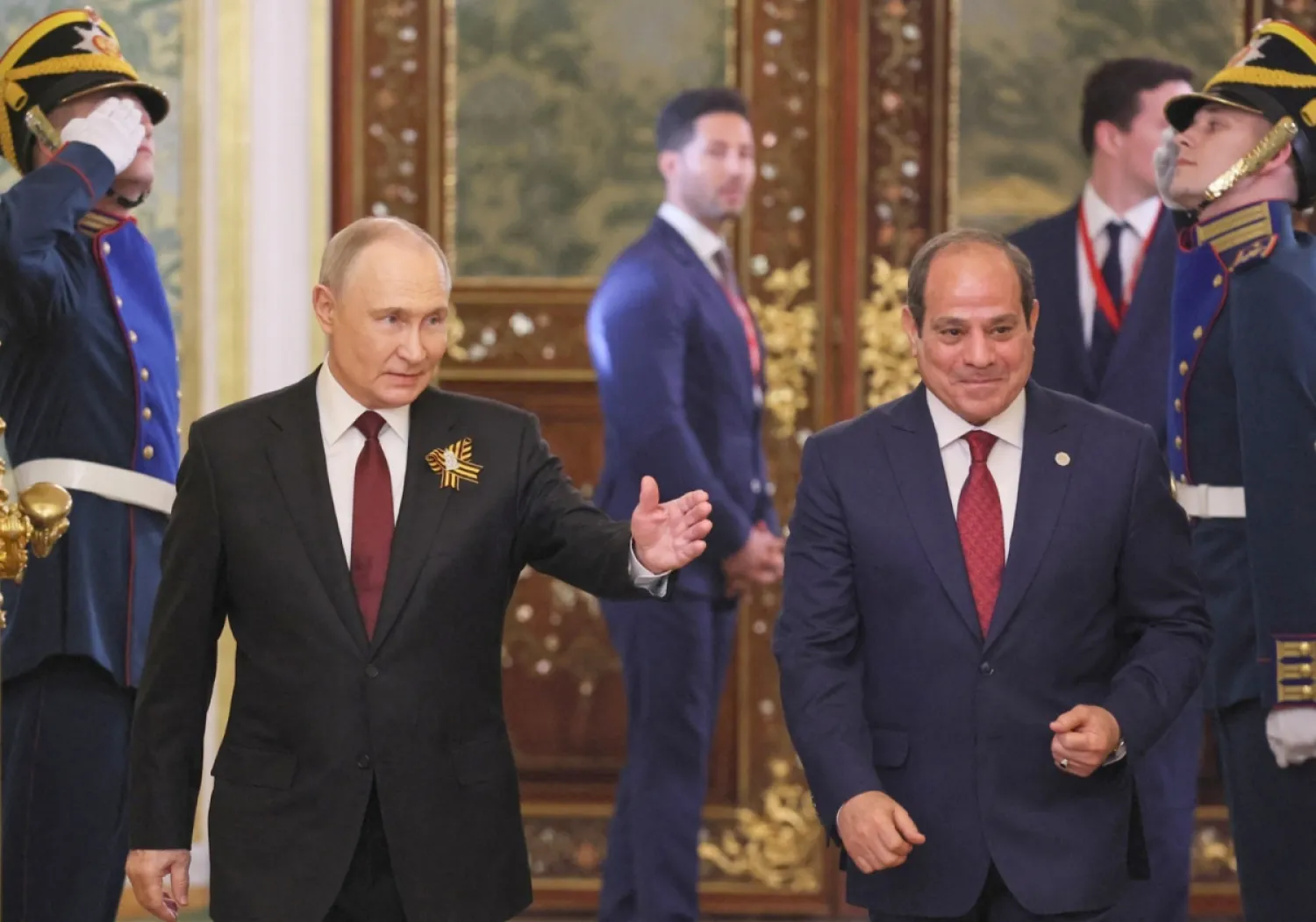 Rusya Devlet Başkanı Vladimir Putin, Moskova'daki Kremlin Sarayı’nda Mısır Devlet Başkanı Abdulfettah es-Sisi ile görüştü, 9 Mayıs 2025 (AFP)