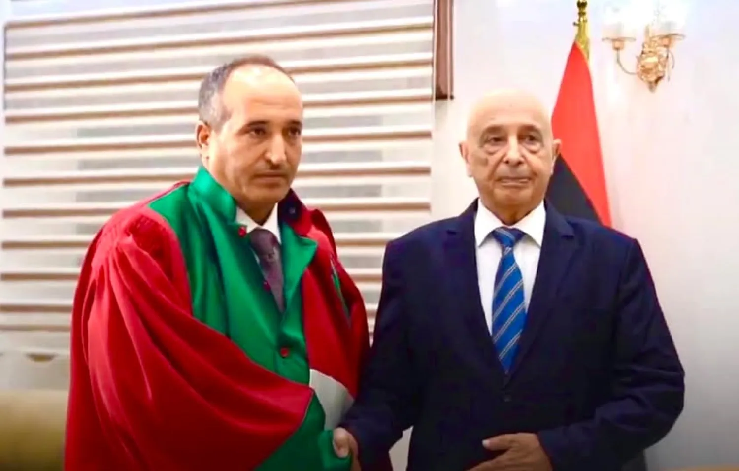 صالح خلال استقباله بورزيزة أثناء تأديته اليمين القانونية في سبتمبر 2022 (مجلس النواب الليبي)