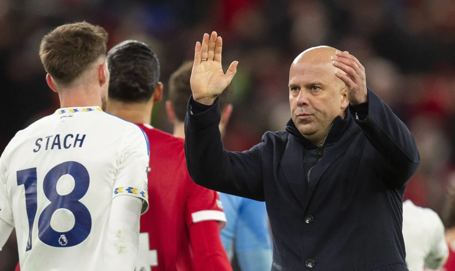 أرني سلوت المدير الفني لفريق ليفربول (إ.ب.أ)