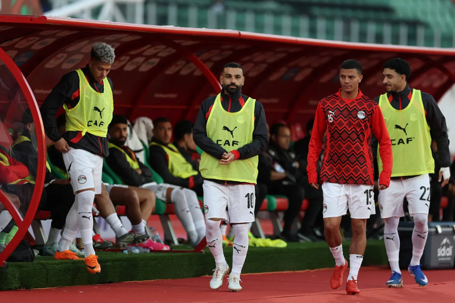 يتطلع المنتخب المصري لمواصلة أدائه المتوازن والجيد بعد نجاحه في تخطي دور المجموعات من دون هزيمة (أ.ف.ب)