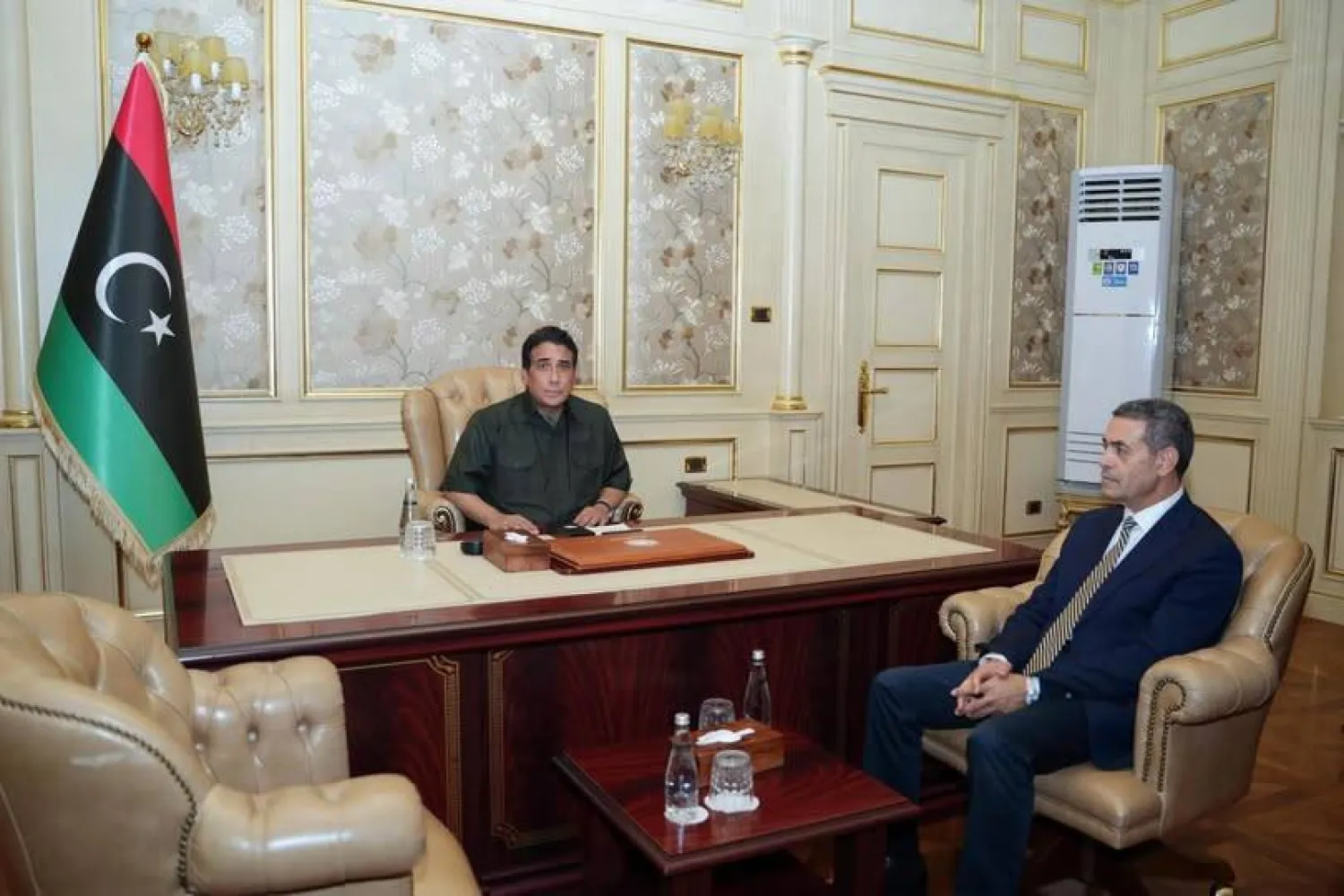 المنفي مستقبلاً السايح في المجلس الرئاسي بطرابلس 25 أغسطس 2025 (المجلس الرئاسي)