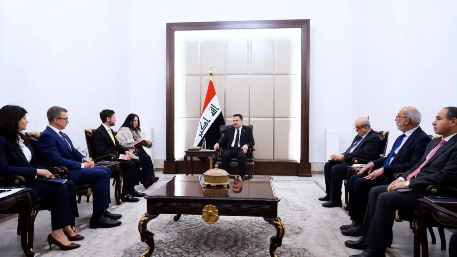 السوداني خلال استقباله وفد شركة «شيفرون» الأميركية (إكس)