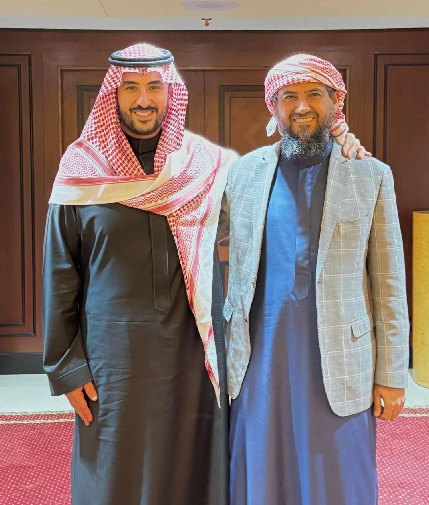 صورة من لقاء الأمير خالد بن سلمان مع عبد الرحمن أبو زرعة بالرياض (حساب أبو زرعة على إكس)