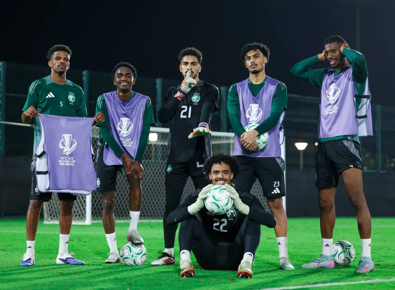 لاعبو الأخضر خلال التحضيرات (الاتحاد السعودي)