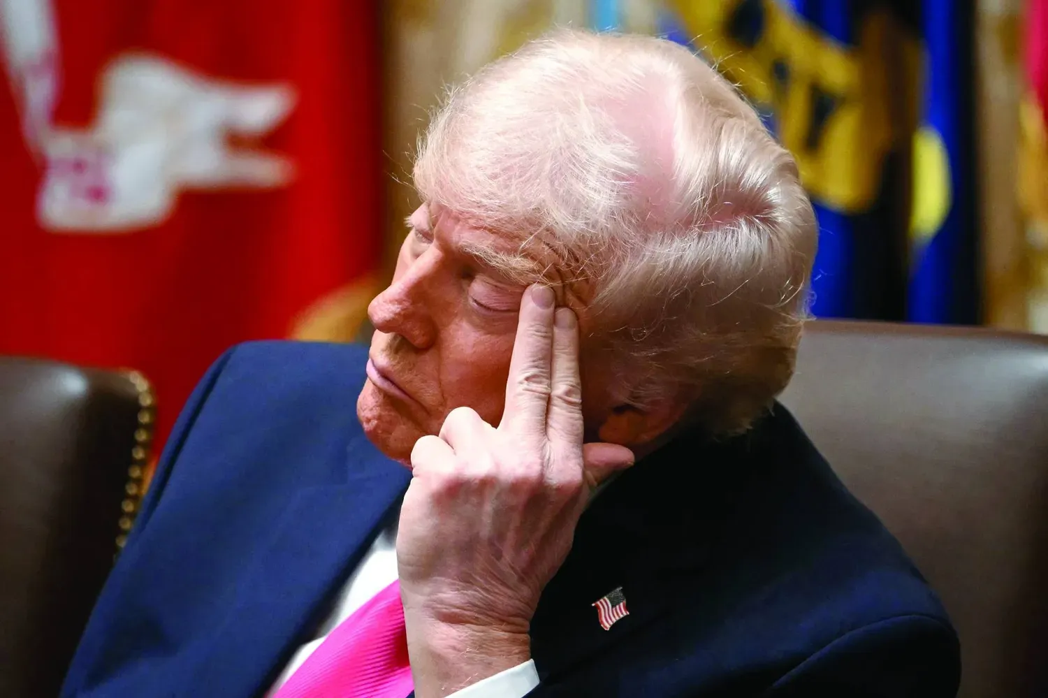 Trump, Beyaz Saray'daki kabine toplantısında (Arşiv- AFP)