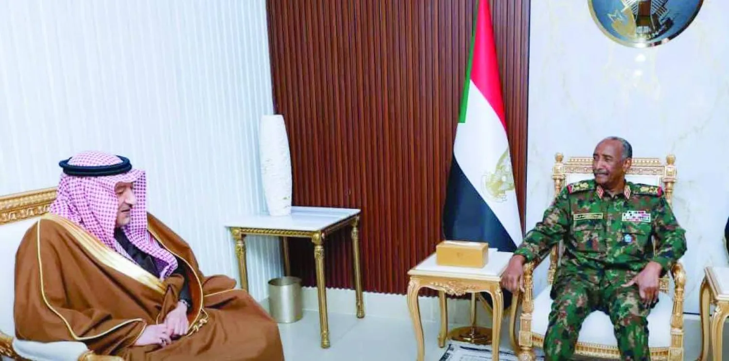 
من لقاء البرهان والخريجي في بورتسودان أمس (مجلس السيادة)