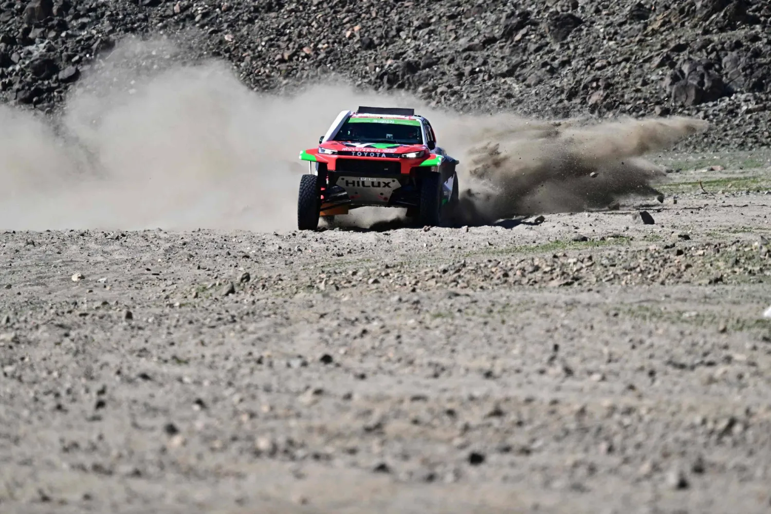 يزيد الراجحي عانى من أعطال متلاحقة في السباق (أ.ف.ب)