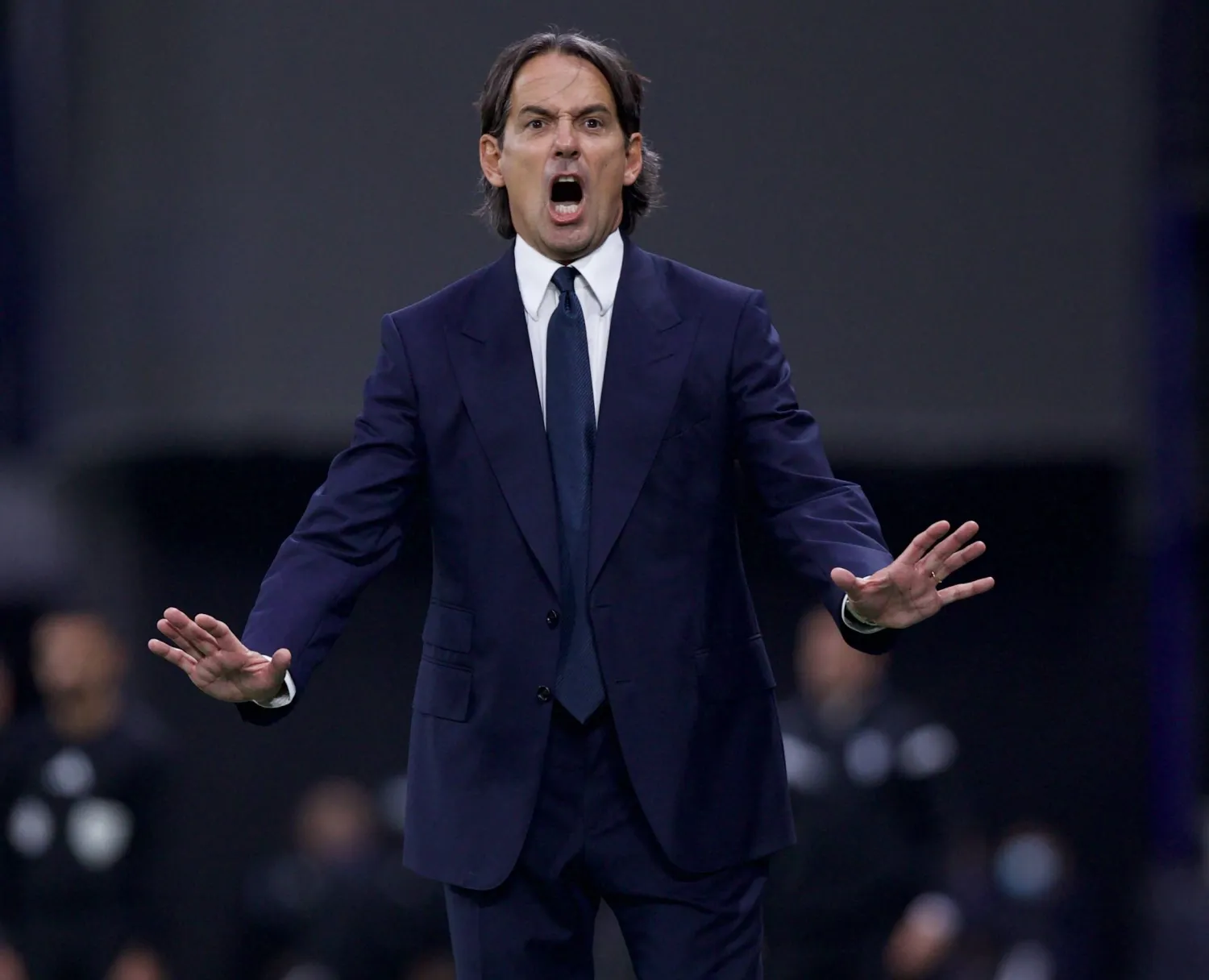 غاب سيموني إنزاغي عن حضور المؤتمر الصحافي بسبب الحبال الصوتية (تصوير: نايف العتيبي)