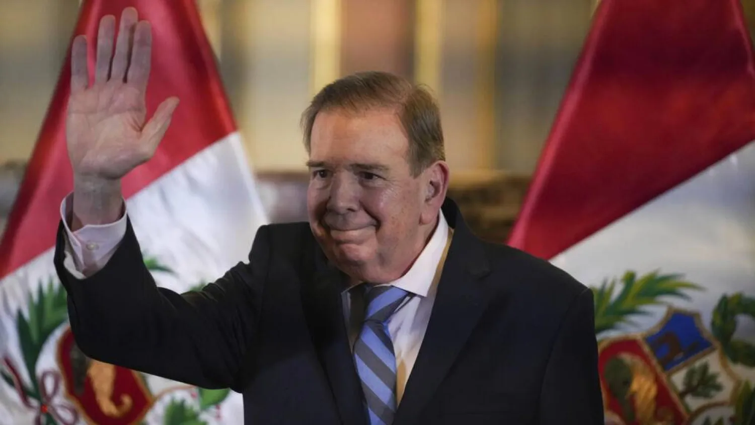 المعارض الفنزويلي إدموندو غونزالس أوروتيا (أ.ف.ب)