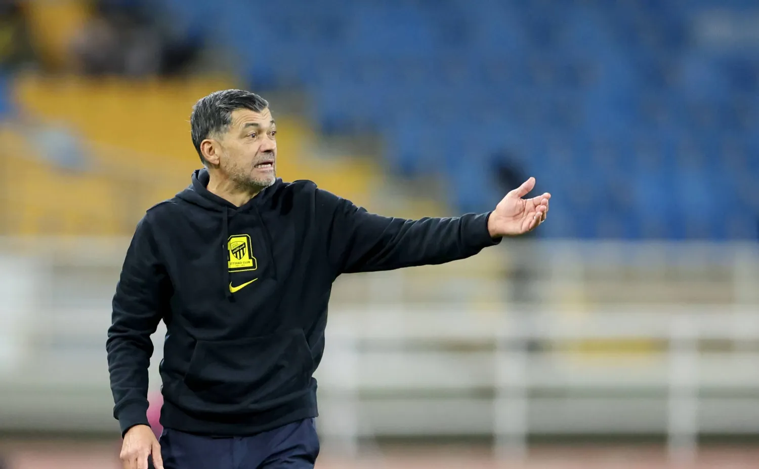 البرتغالي سيرجيو كونسيساو مدرب «الاتحاد» (تصوير: مشعل القدير)