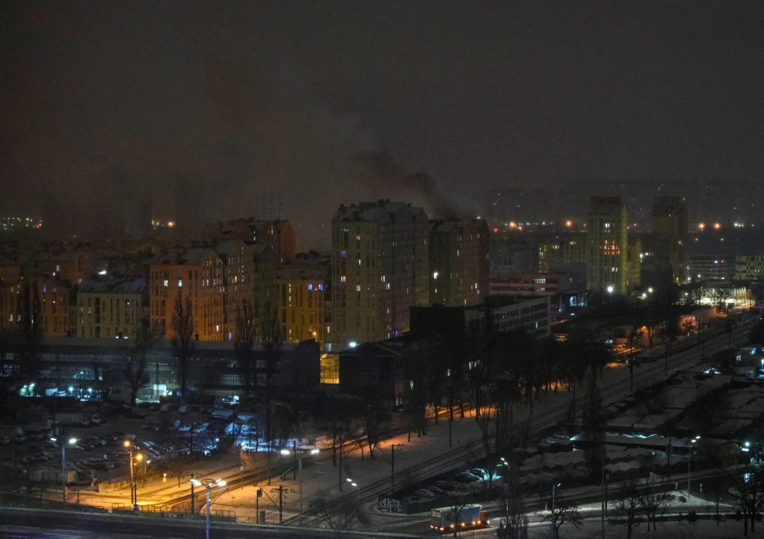  Smoke rises in the city after Russian drone and missile strikes, amid Russia's attack on Ukraine, in Kyiv, Ukraine January 9, 2026. (Reuters)