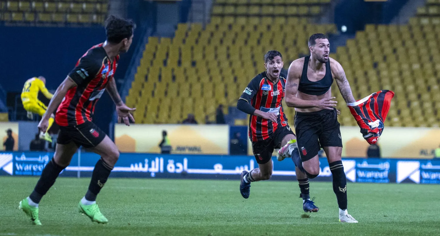 اقتنص الرياض هدفاً ثميناً في اللحظات الأخيرة من عمر المباراة (تصوير: سعد الدوسري) 