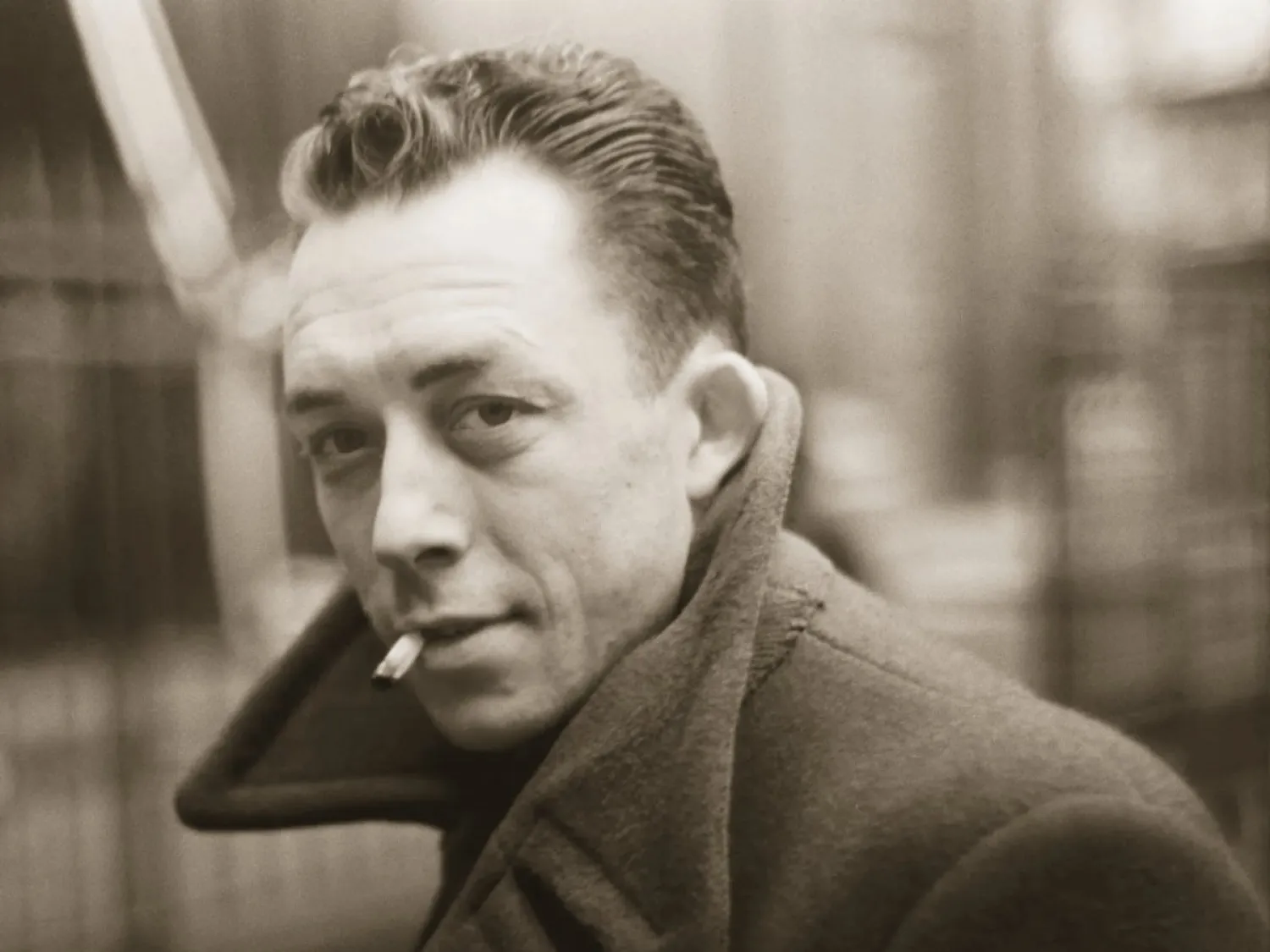 ابنة ألبير كامو: والدي شعر بالوحدة بعد القطيعة مع سارتر