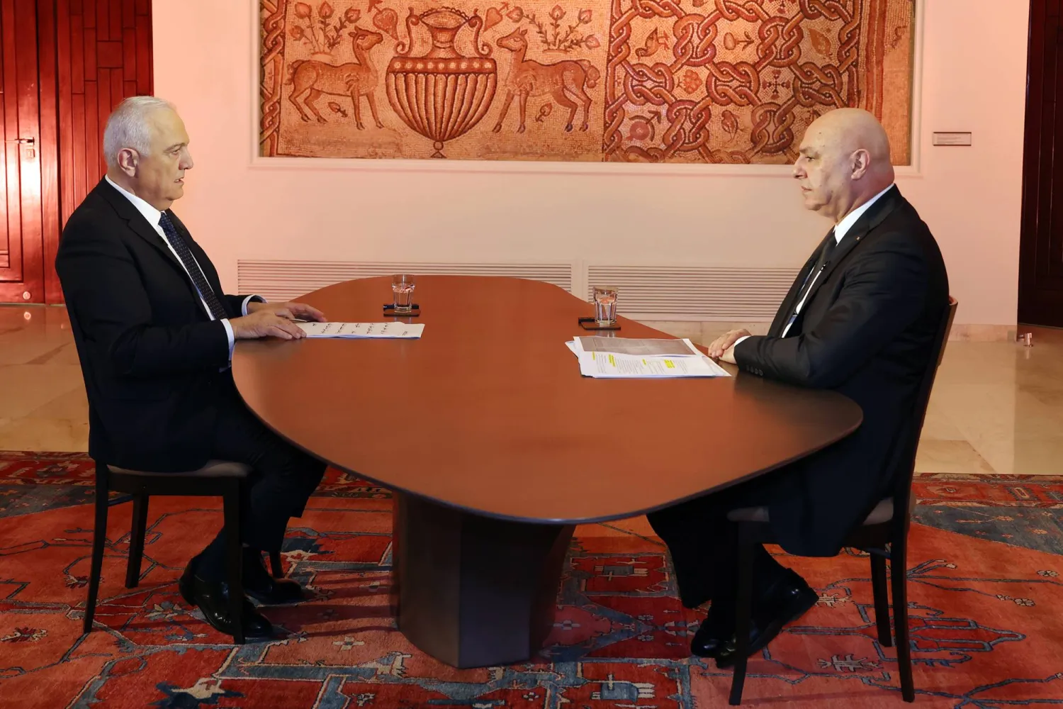 الرئيس اللبناني جوزيف عون في مقابلة مع تلفزيون لبنان (الرئاسة اللبنانية عبر منصة «إكس»)