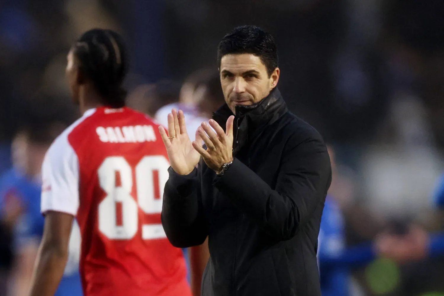 ميكيل أرتيتا مدرب آرسنال (رويترز)