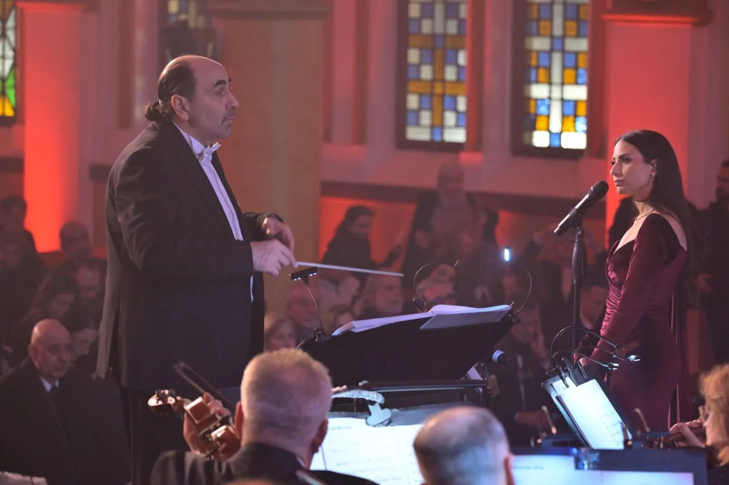 «أسافر وحدي ملكاً» من تأليف أسامة الرحباني وإخراجه (الشرق الأوسط)