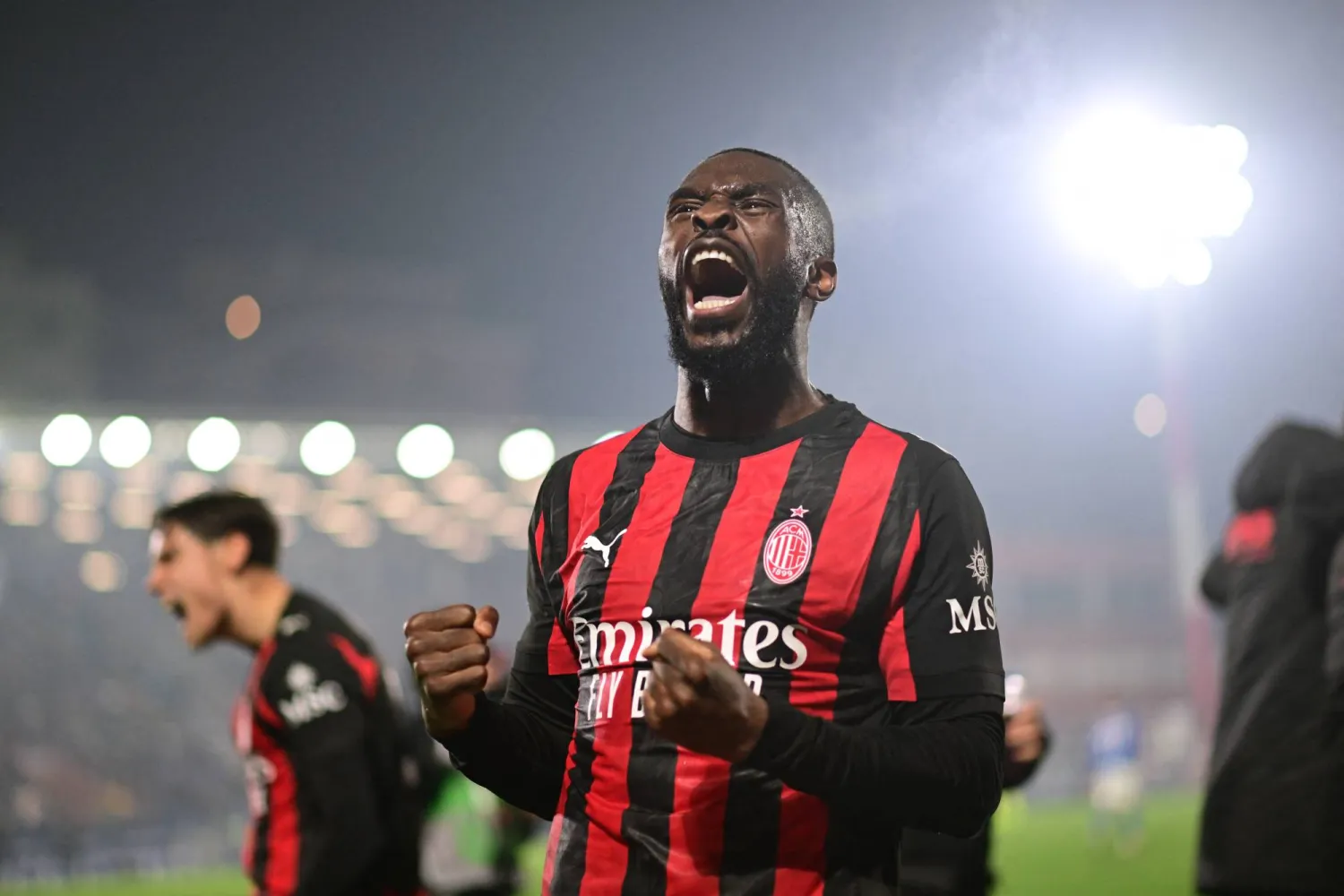 رابيو محتفلا بهدفه الثاني في شباك كومو (رويترز)