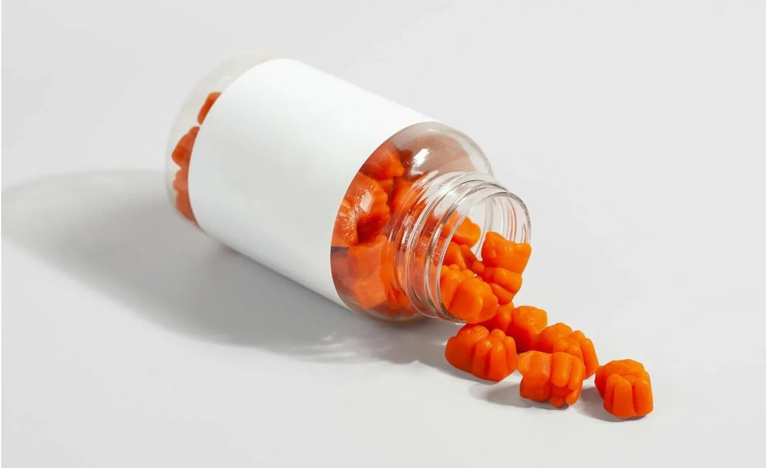 ما أبرز المكمّلات والمكوّنات التي قد تتداخل مع امتصاص فيتامين «سي»؟ (بكسلز)