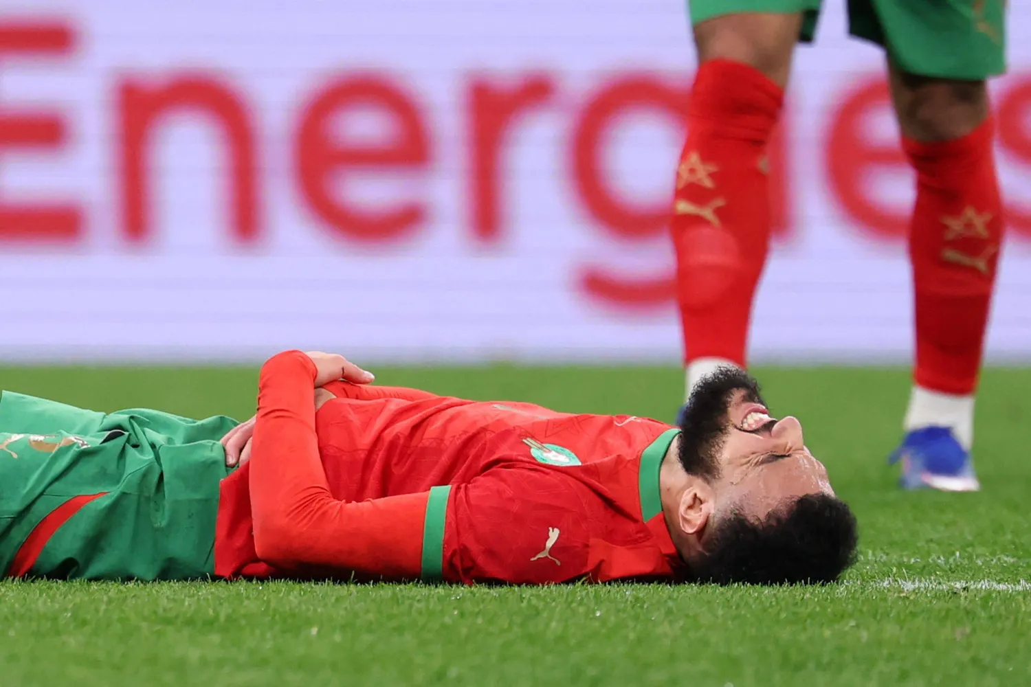 نصير مزراوي يتألق مع المغرب في أمم أفريقيا (أ.ف.ب)