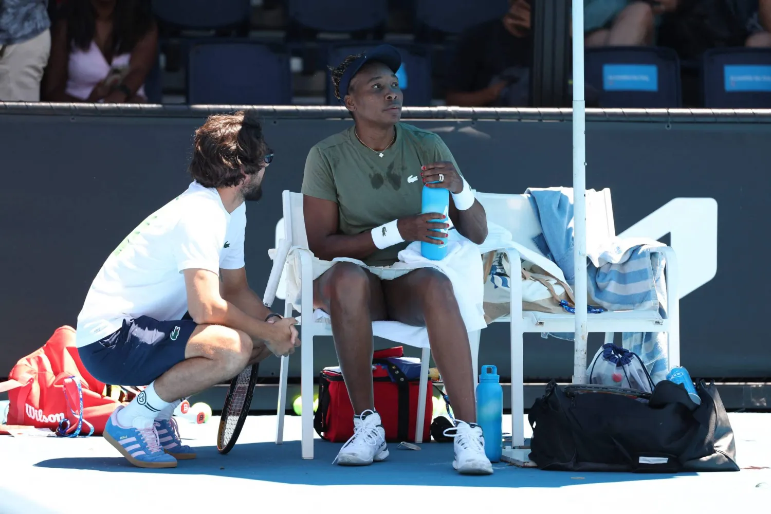 فينوس ويليامز تستعد للمشاركة في «أستراليا المفتوحة» (أ.ف.ب)