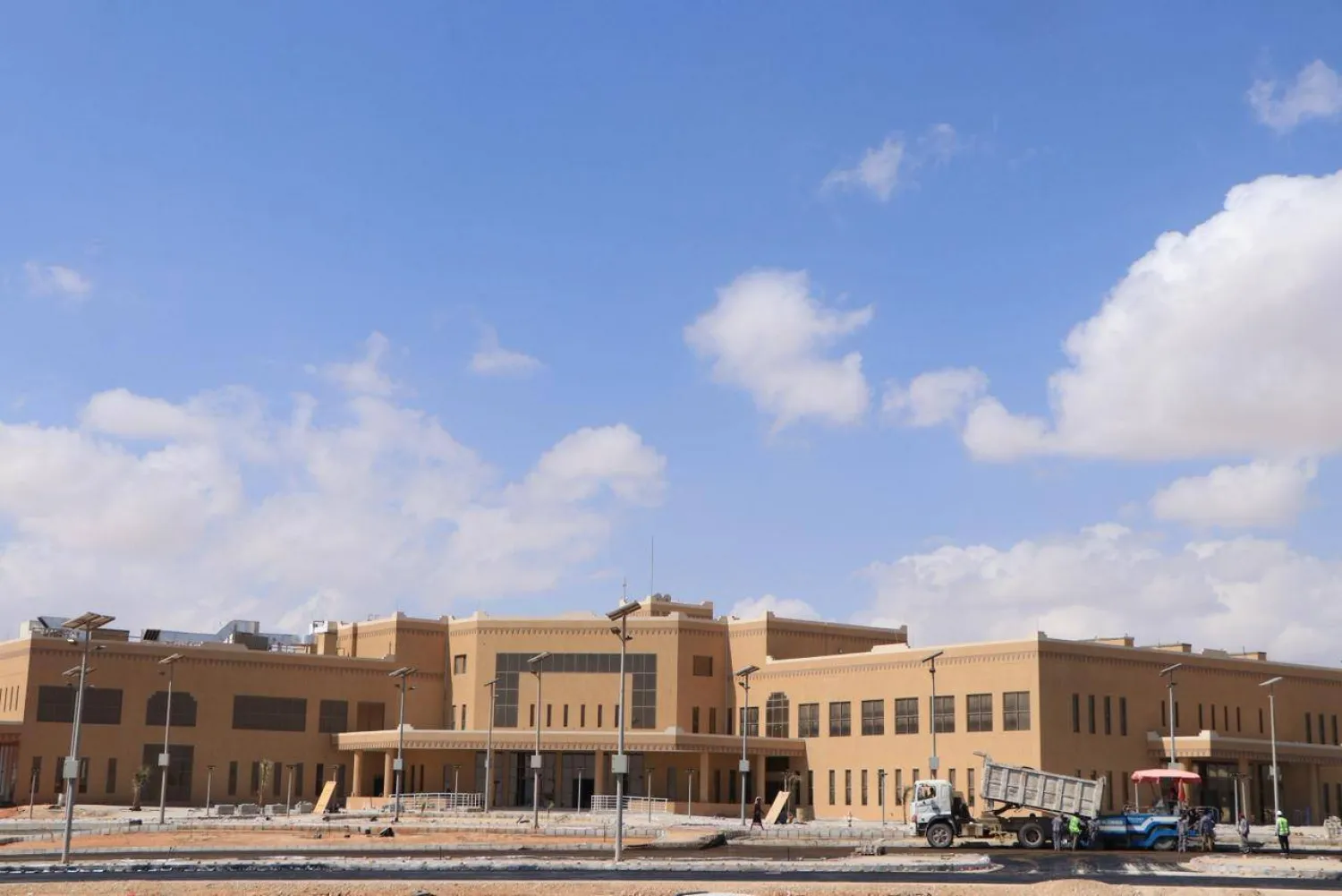 أكثر من 268 مشروعاً ومبادرة تنموية سبق وقدمها «البرنامج السعودي لتنمية وإعمار اليمن» (الشرق الأوسط)