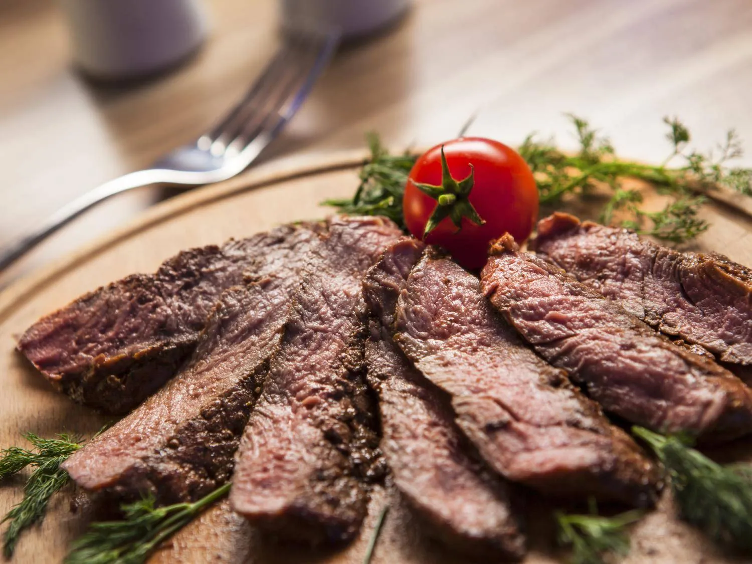 تناول كميات معتدلة من اللحم البقري قليل الدهن يمكن أن يكون مفيداً لتعزيز الحيوية والنشاط (جامعة بنسلفانيا)