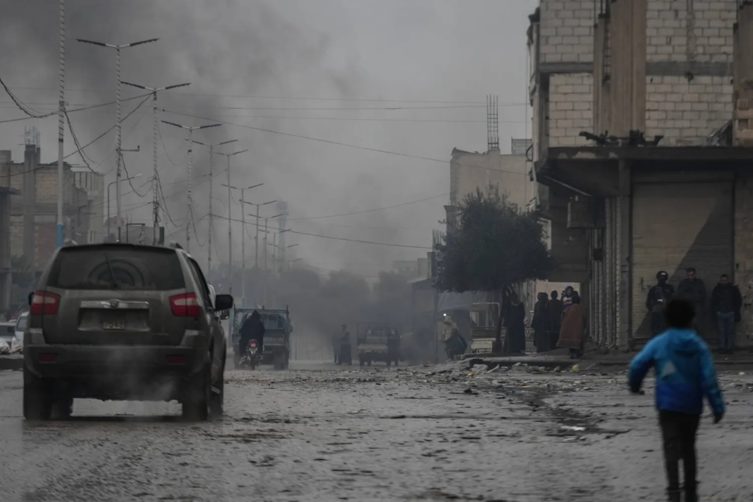 صورة عامة لمدينة الطبقة في ريف الرقة بعد سيطرة الجيش السوري عليها (د.ب.أ)