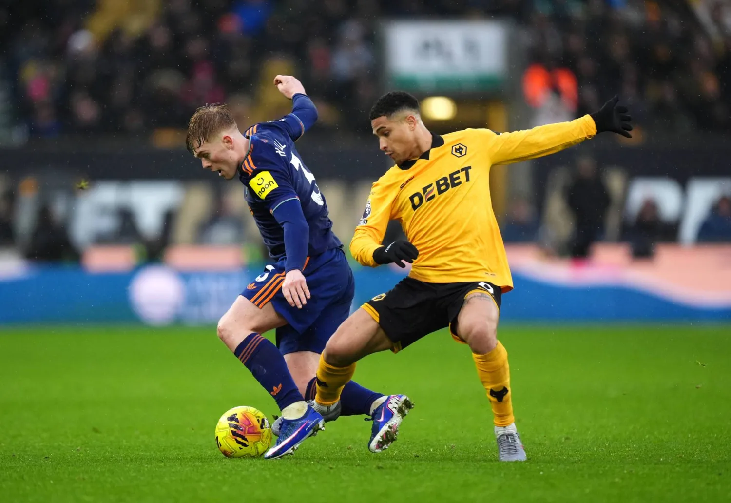 وولفرهامبتون اكتفى بالتعادل مع ضيفه نيوكاسل يونايتد (د.ب.أ)