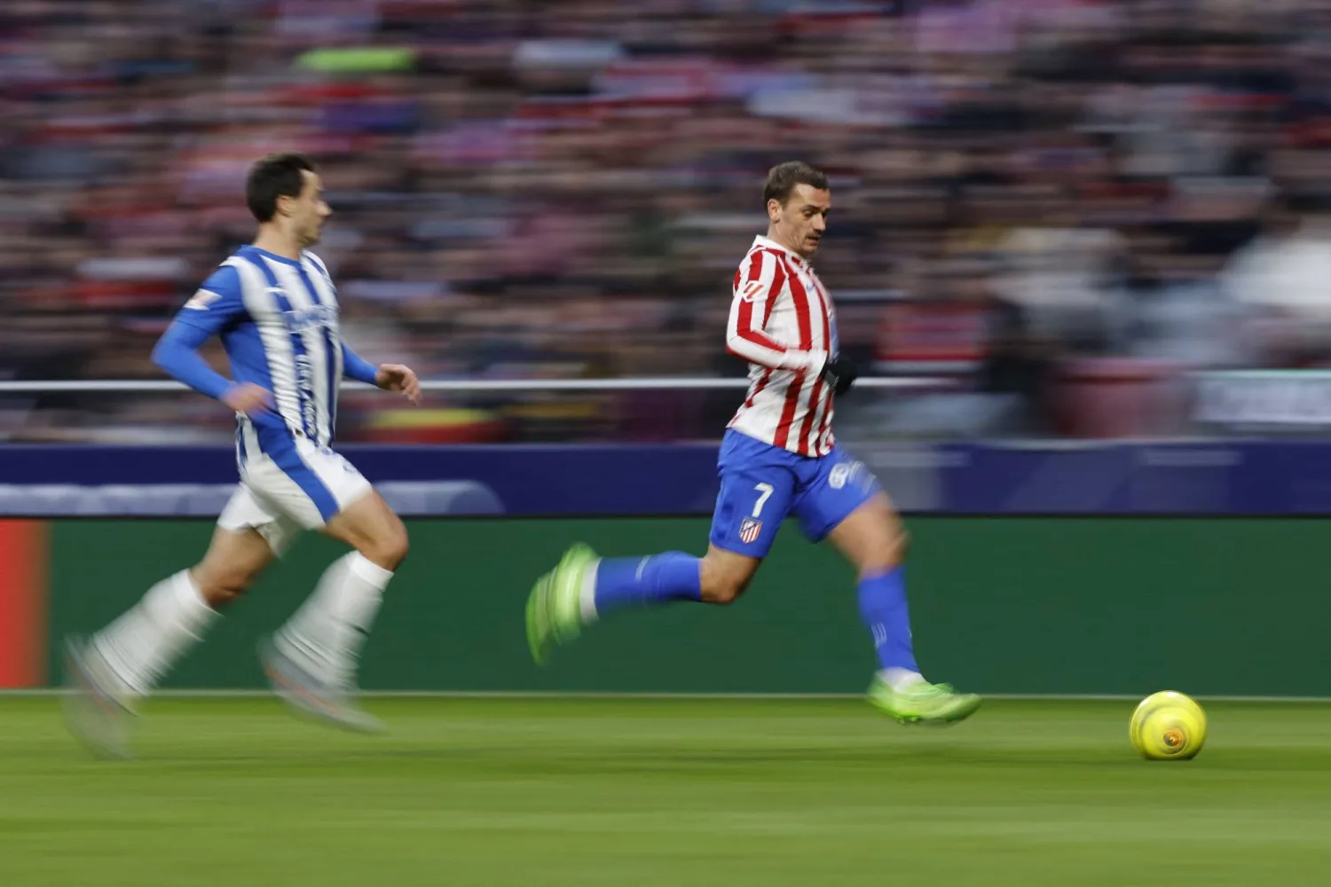 أتلتيكو مدريد هزم ألافيس بهدف (أ.ف.ب)