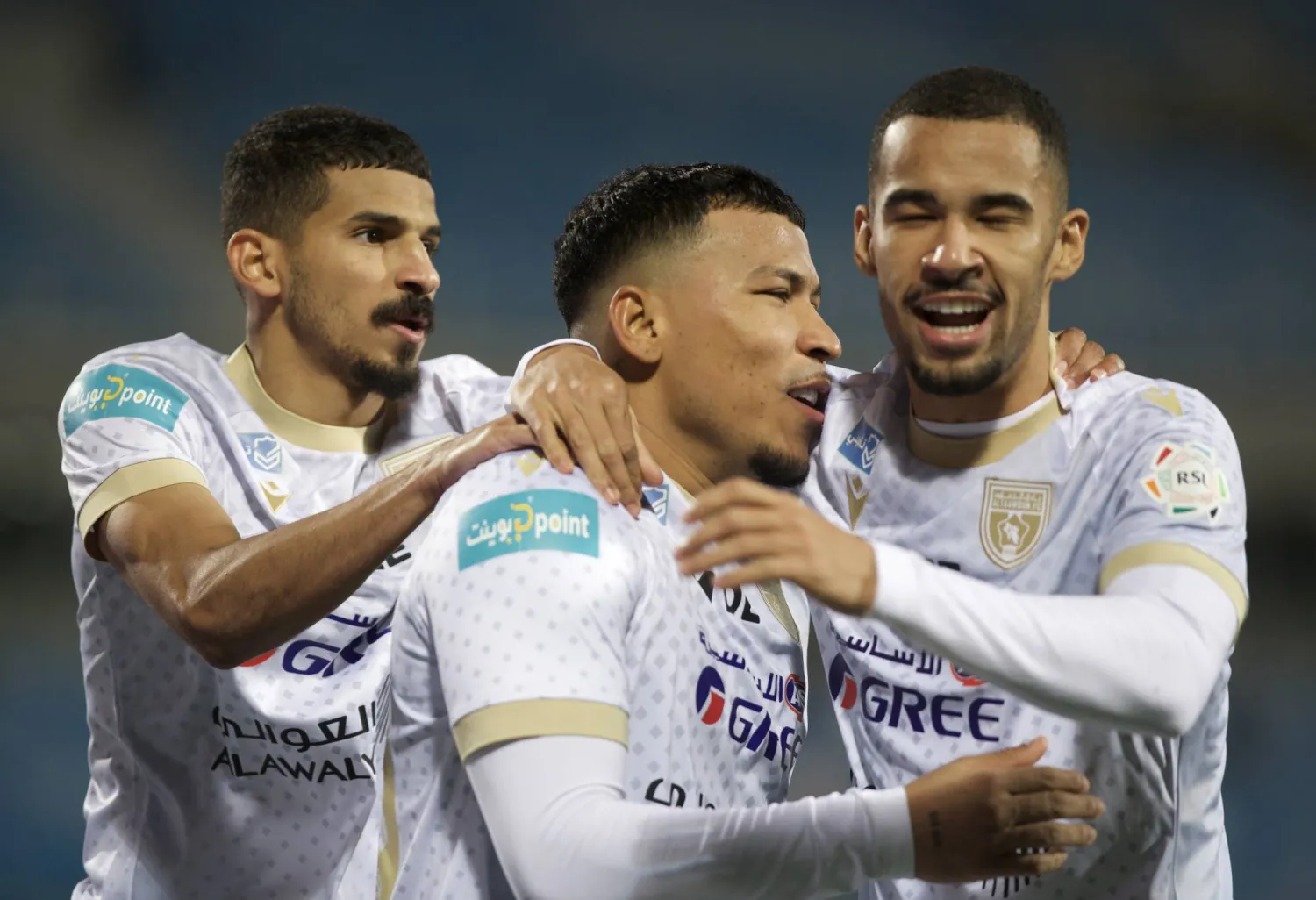 مارتينيز يحتفل بعد الهدف الثاني (تصوير: نايف العتيبي)