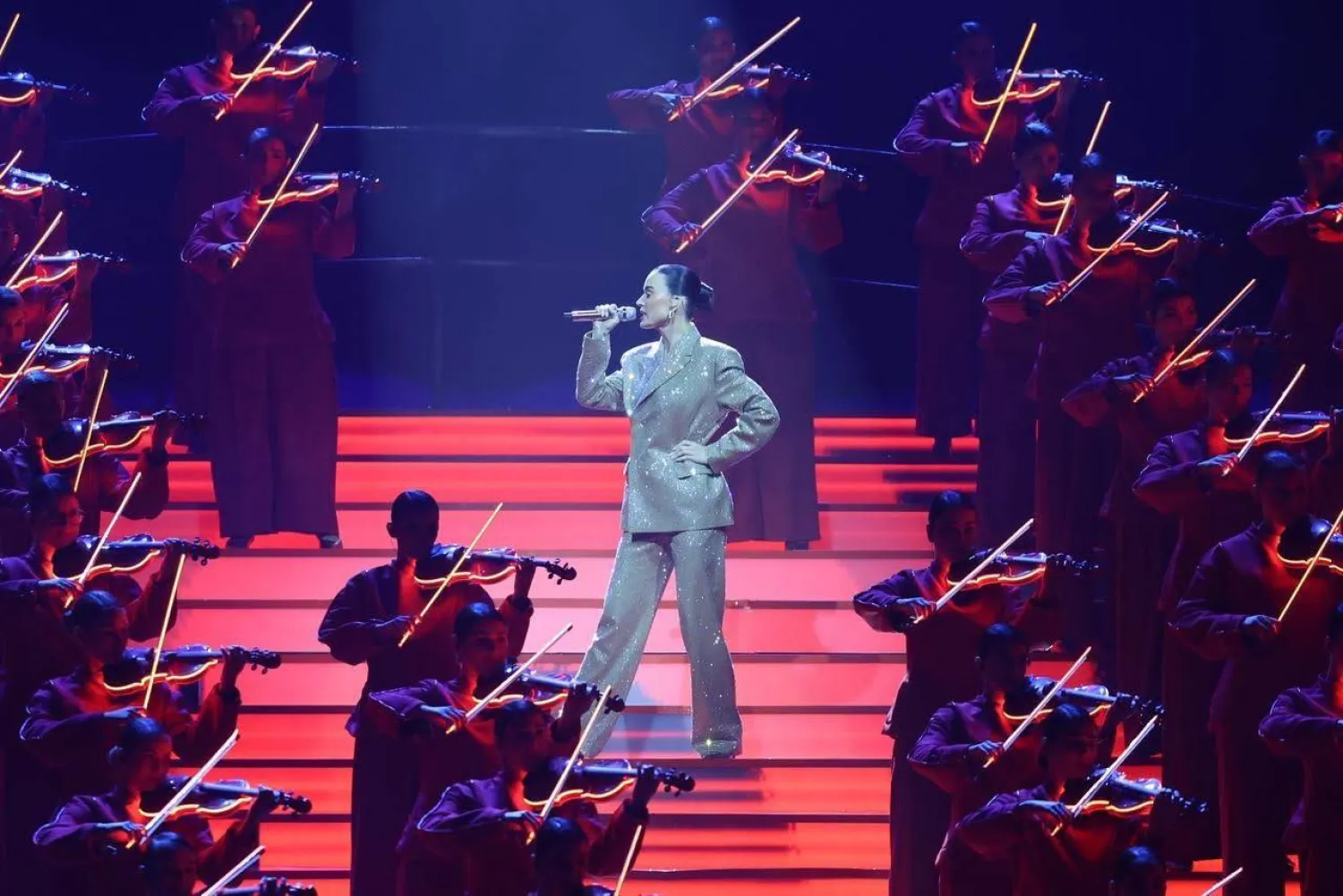 افتتحت النجمة كيتي بيري حفل «Joy Awards 2026» بعرضٍ موسيقي (هيئة الترفيه)