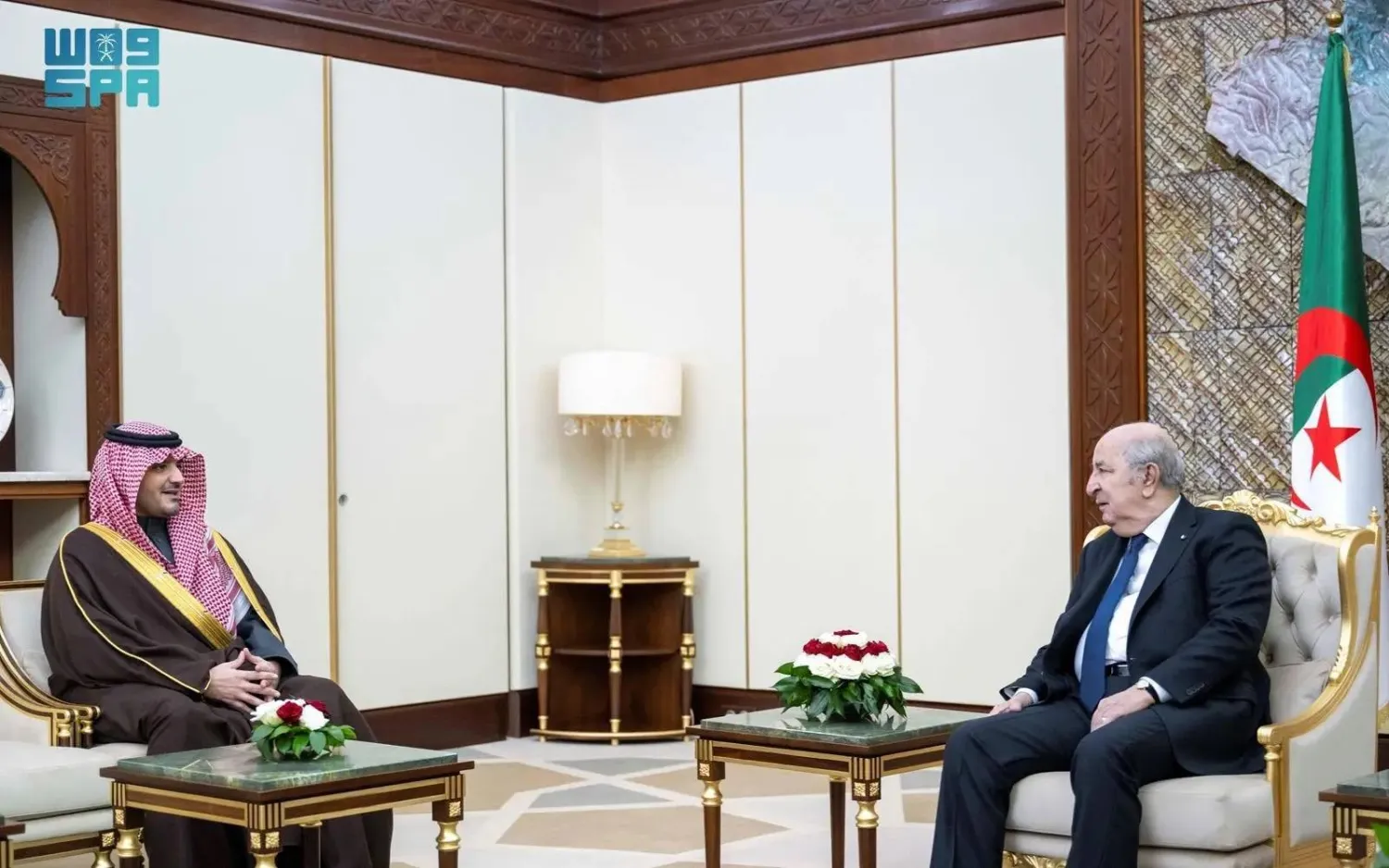 Algerian President Abdelmadjid Tebboune and Saudi Minister of Interior Prince Abdulaziz bin Saud bin Naif bin Abdulaziz meet in Algiers on Monday. (SPA)