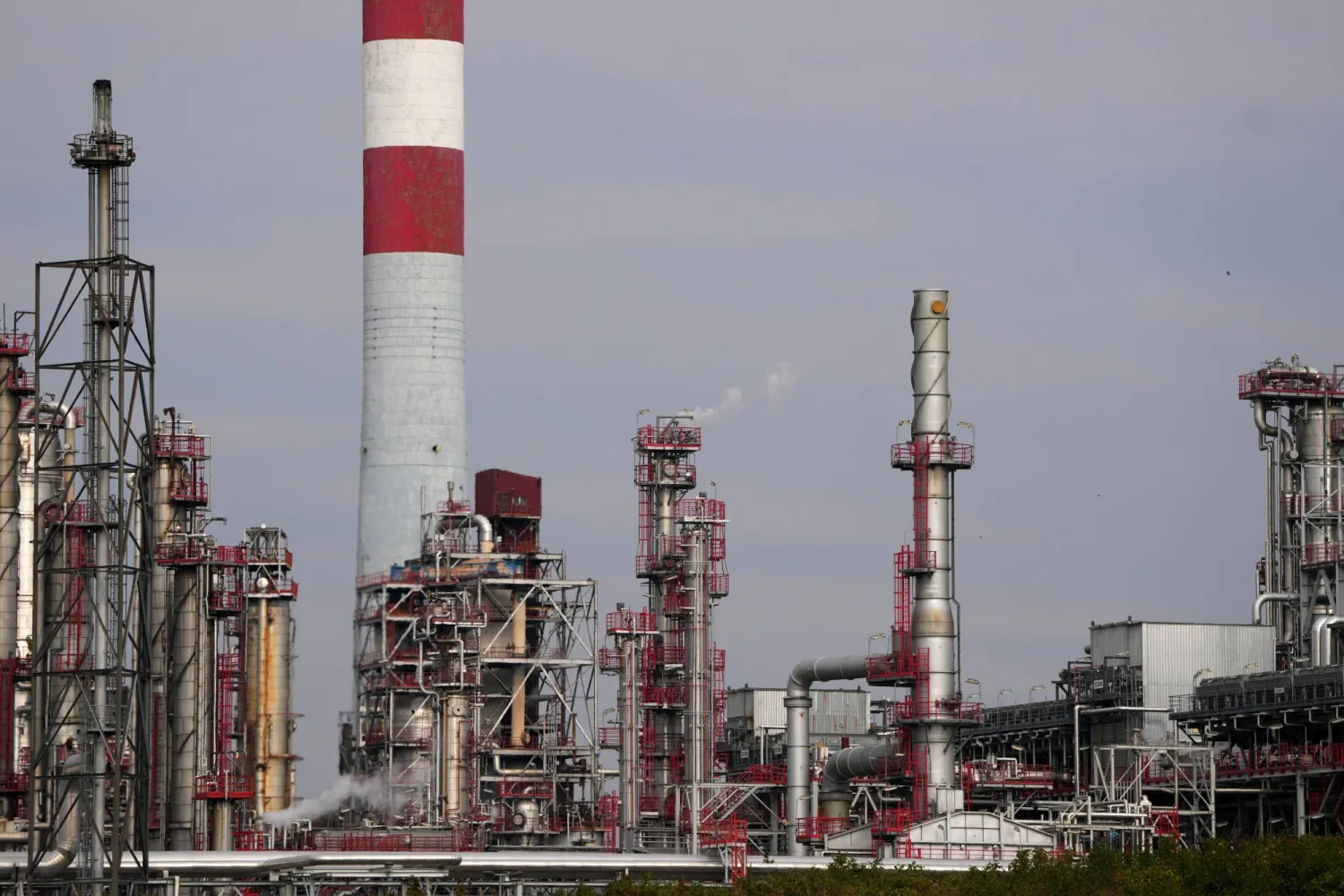 A view of Petroleum Industry of Serbia (NIS) oil refinery in Pancevo, Serbia, Thursday, Oct. 9, 2025. (AP Photo/Darko Vojinovic)