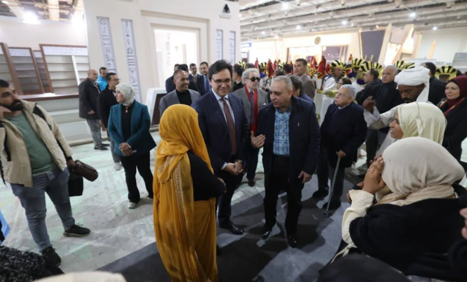 جانب من تجهيزات افتتاح الدورة الـ57 لمعرض القاهرة الدولي للكتاب (صفحة المعرض على «فيسبوك»)