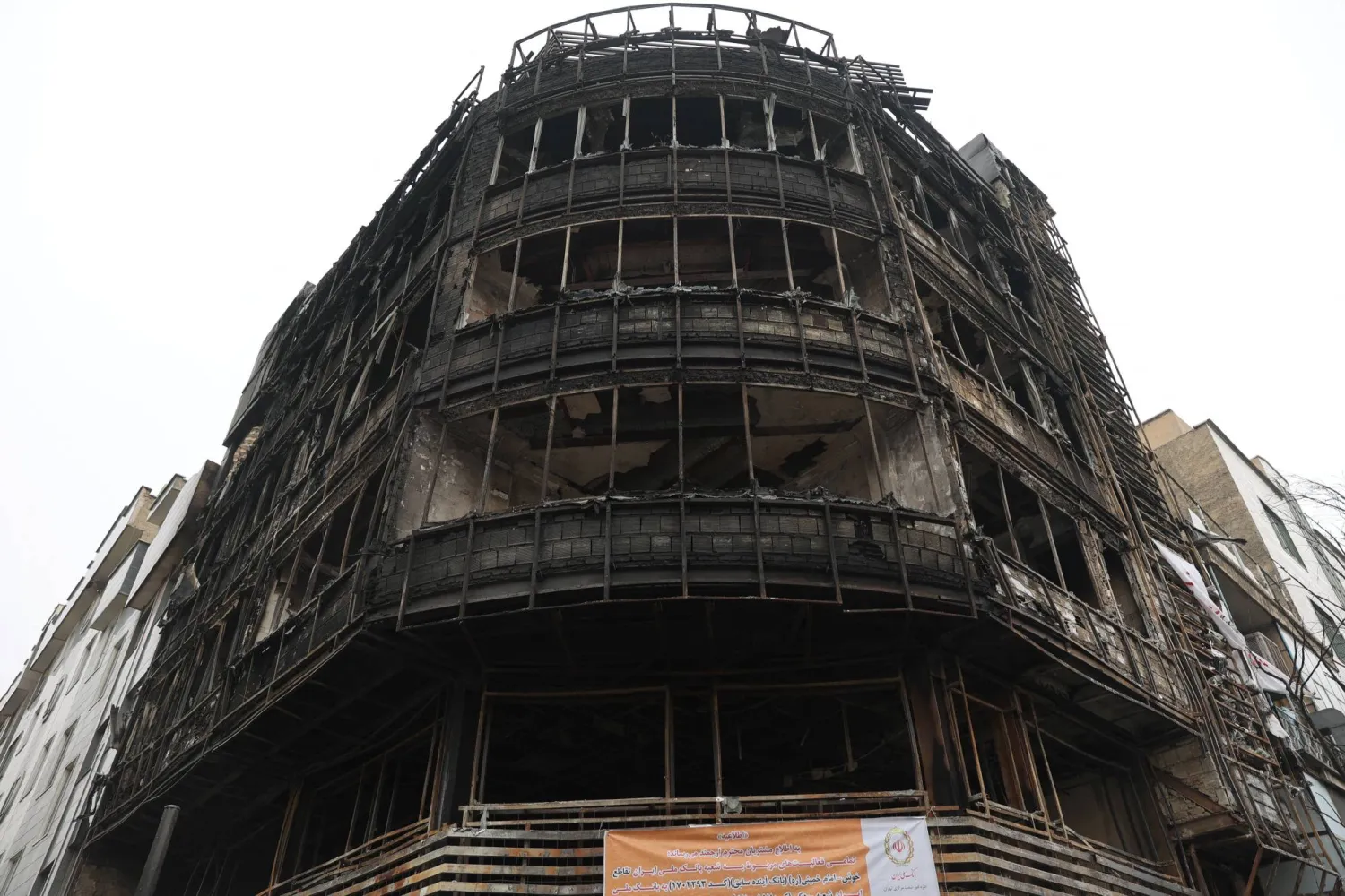  The state bank building burned during Iran's protests, on a street in Tehran, Iran, January 19, 2026. Majid Asgaripour/WANA (West Asia News Agency) via Reuters