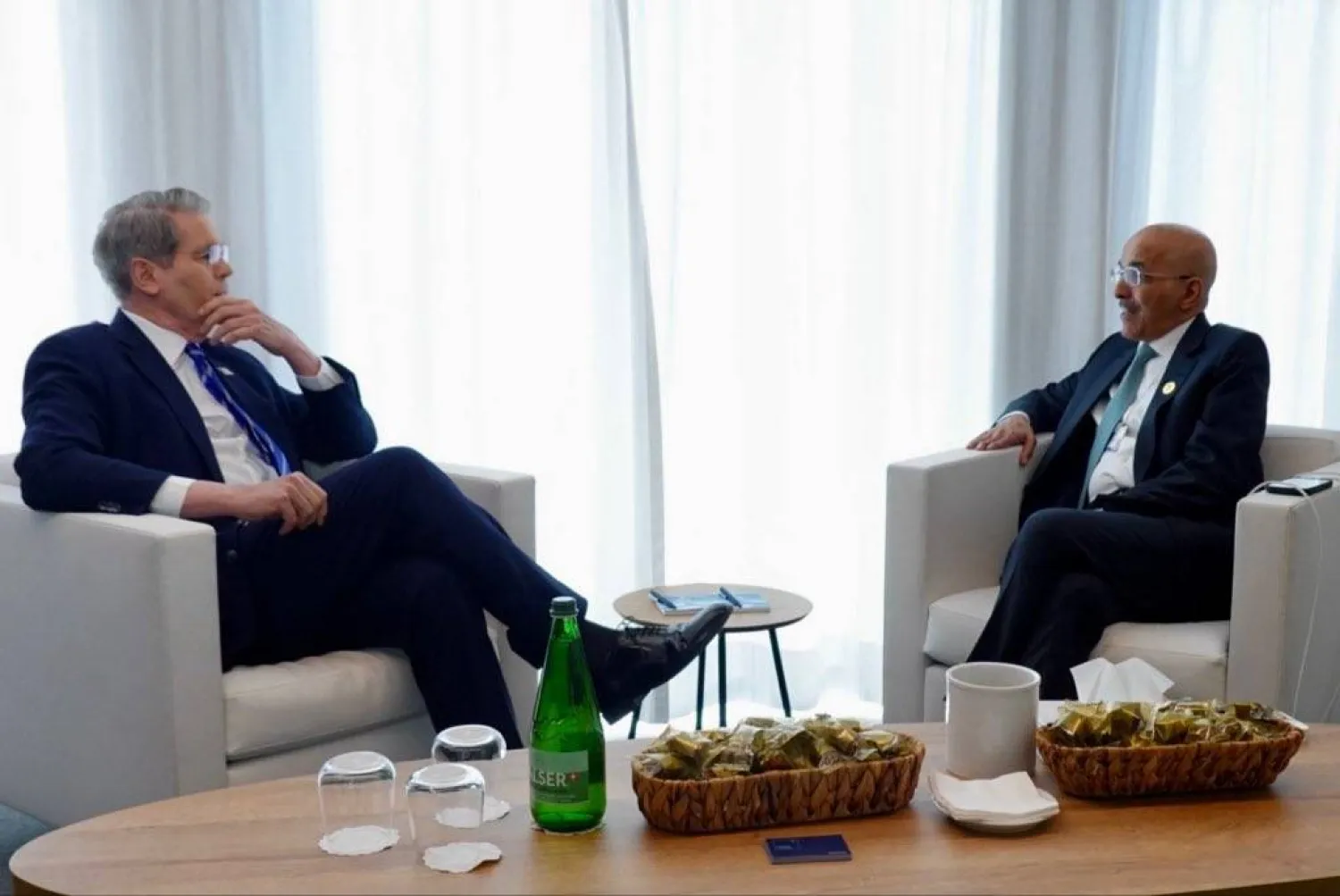 اللقاء بين بيسنت والجدعان (إكس)