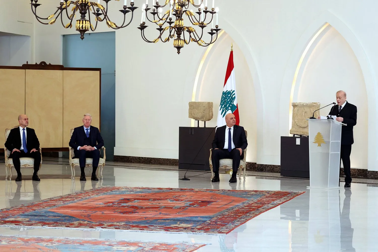 رئيس الجمهورية جوزيف عون خلال استقباله الأربعاء رئيس وأعضاء السلك القنصلي (الرئاسة اللبنانية)