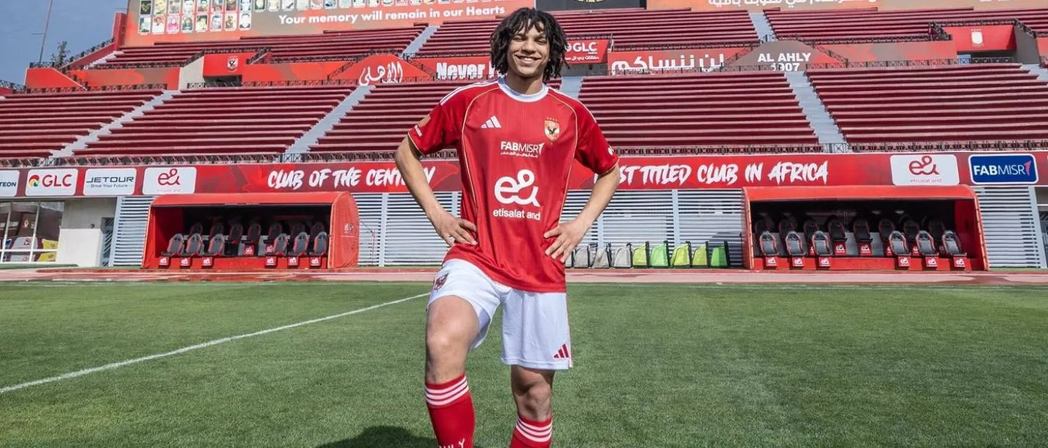 مروان عثمان بقميص النادي الأهلي (موقع النادي)