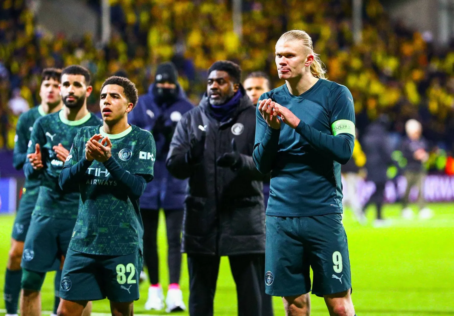  Soccer Football - UEFA Champions League - Bodo/Glimt v Manchester City - Aspmyra Stadion, Bodo, Norway - January 20, 2026 Manchester City's Erling Haaland and Rico Lewis applaud fans after the match Fredrik Varfjell/NTB via Reuters