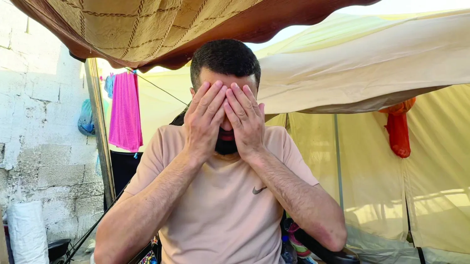 محمود أبو فول أسير فلسطيني سابق في مُعتقل «سدي تيمان» (الشرق الأوسط)