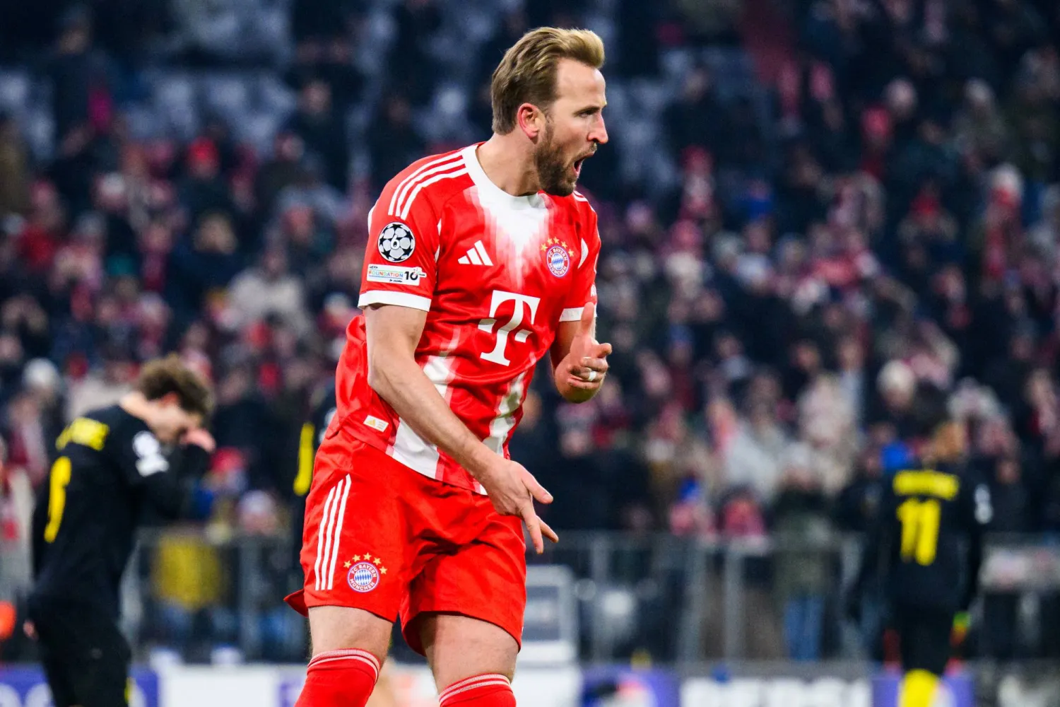 كين محتفلا بهدفه الثاني (د.ب.أ)