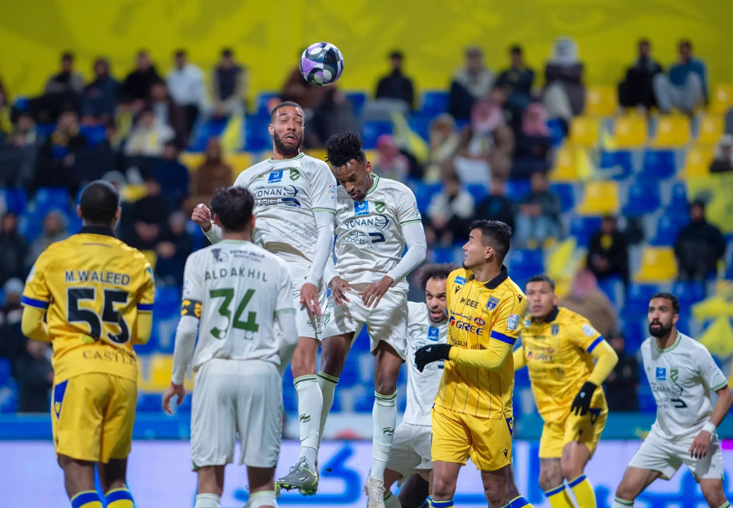 تعادل مثير بين التعاون والحزم في الدوري السعودي (تصوير: صالح العنزي)