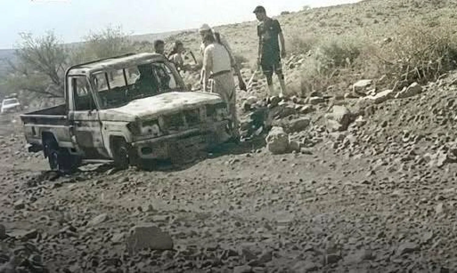 كمين قبَلي مسلح يقتل ويصيب عناصر حوثيين في عمران (فيسبوك)