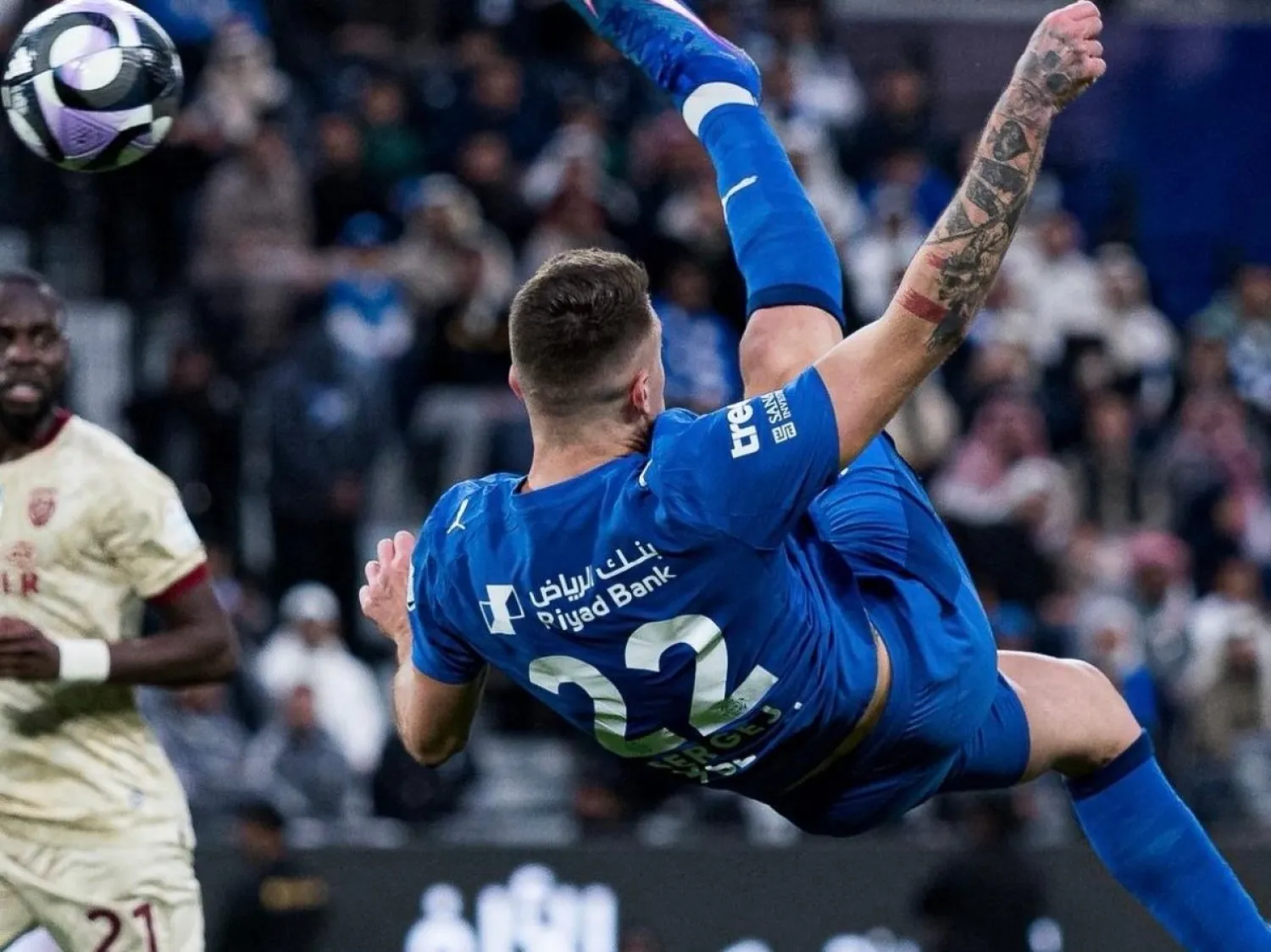 سافيتش مصدر قوة لا غنى عنه في الوسط الهلالي (موقع النادي)