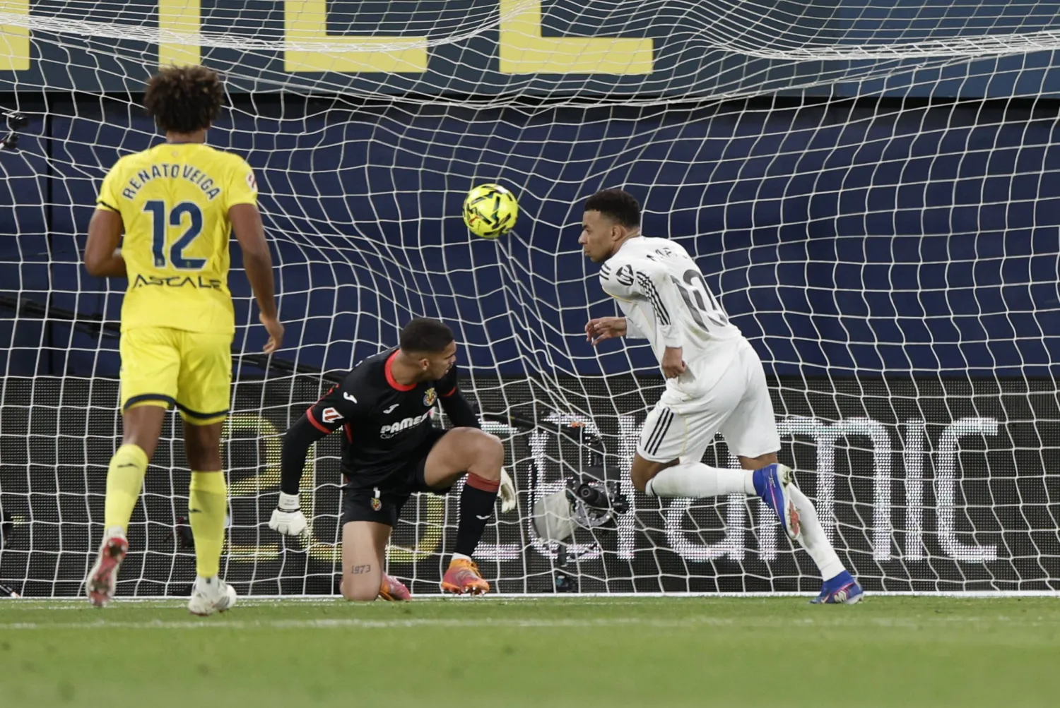 Real Madrid's Kylian Mbappe scores the 0-2 goal during the Spanish LaLiga soccer match between Villarreal CF and Real Madrid, in Villarreal, Spain, 24 January 2026. (EPA)