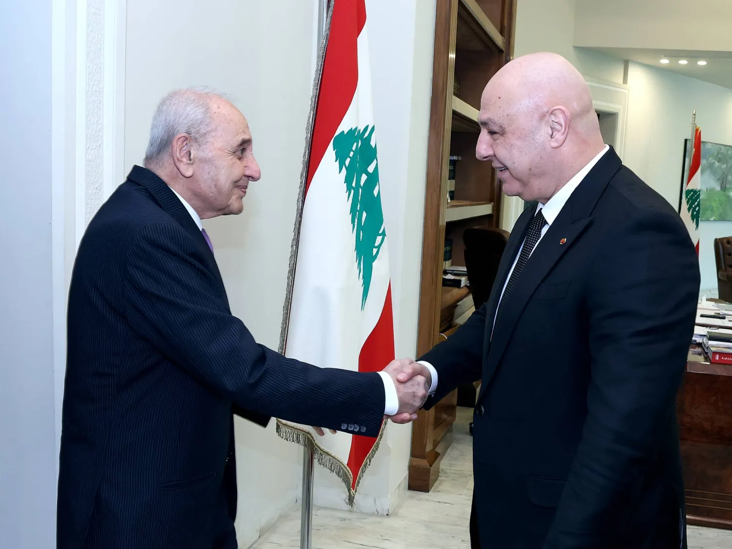 الرئيس اللبناني جوزيف عون مستقبلاً رئيس البرلمان نبيه بري (الرئاسة اللبنانية)