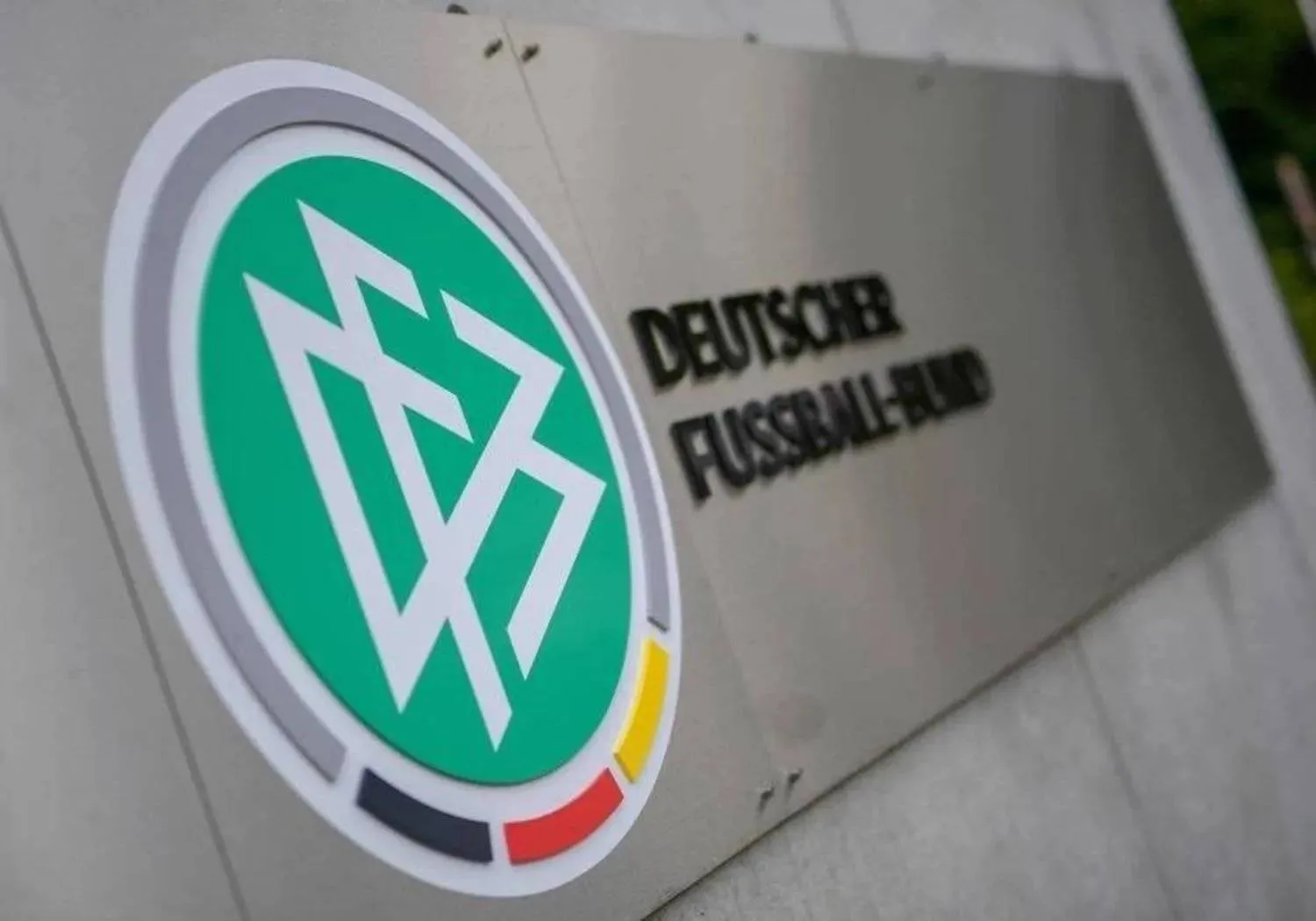 تتجه داخل الاتحاد الألماني لكرة القدم ملامح خلاف حول مسألة مقاطعة كأس العالم (الشرق الأوسط)