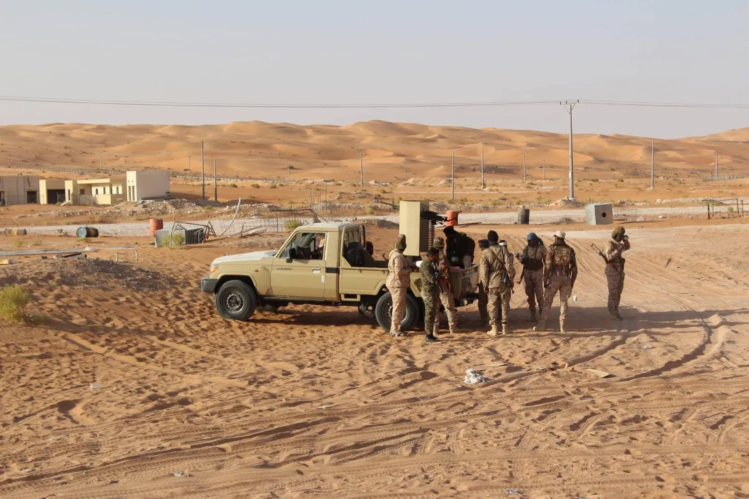 وحدات من قوات «درع الوطن» تتمركز في الشريط الحدودي بمحافظة المهرة (إعلام حكومي)